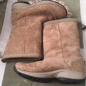 Merrill boots